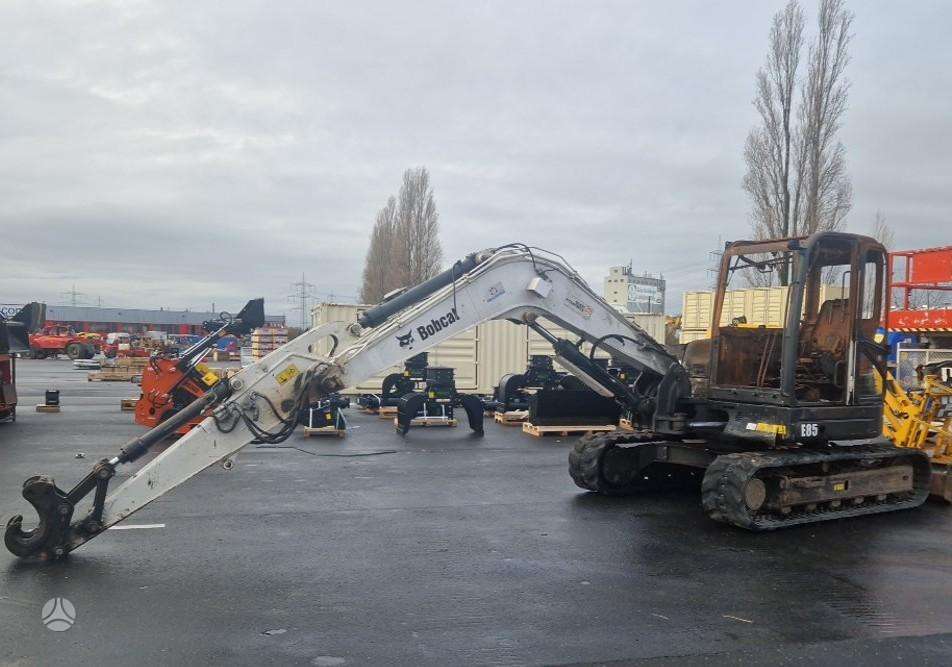 Bobcat E85, mini ekskavatori
