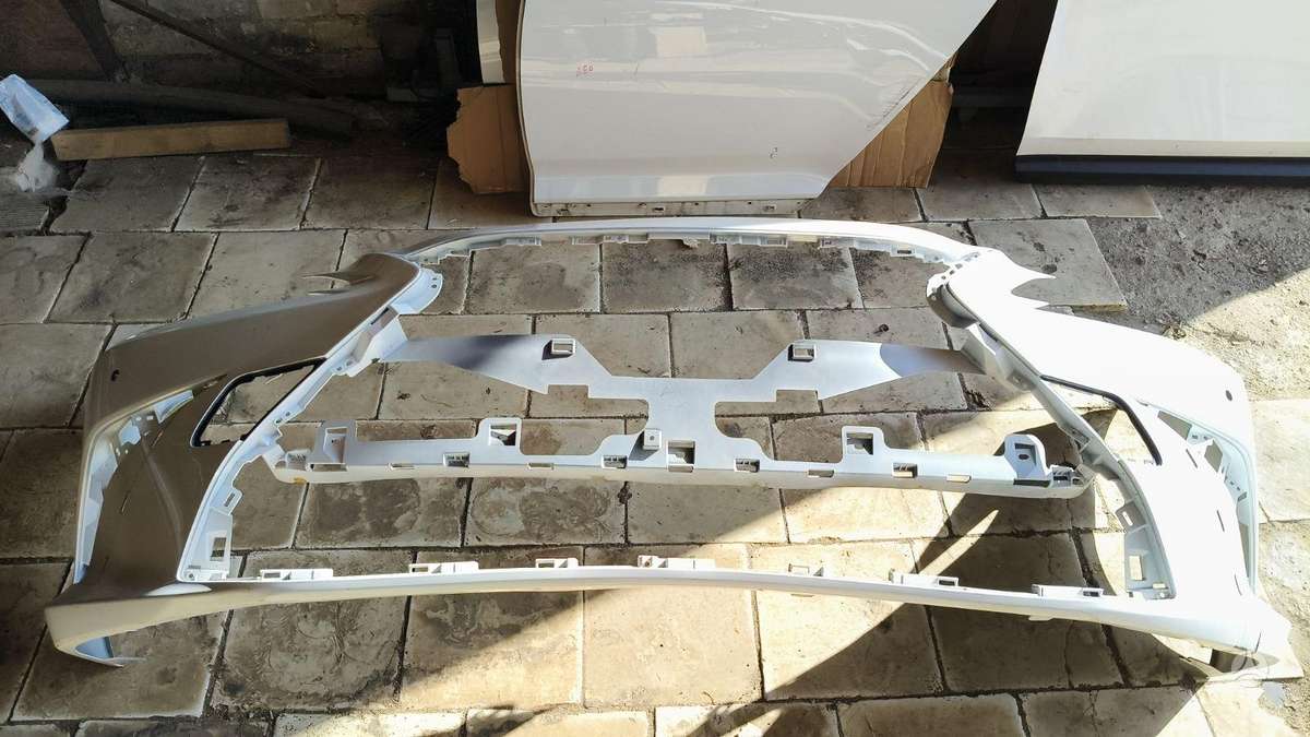 Lexus ES klasė kėbulo dalys