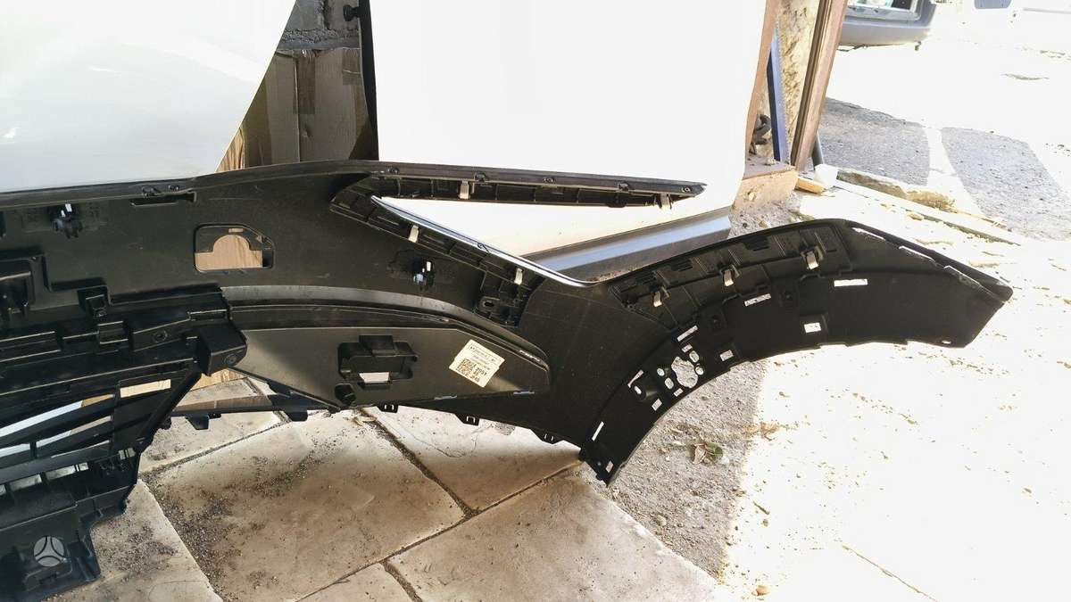 Kia EV6 kėbulo dalys