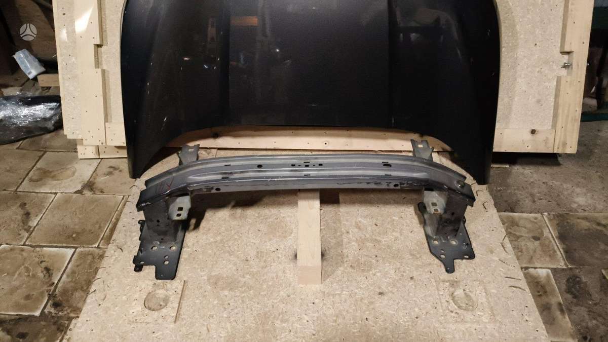 Ford EcoSport kėbulo dalys