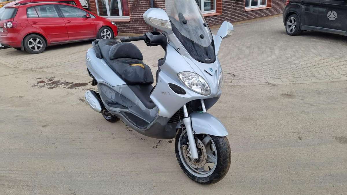 Piaggio X9 250cc, motoroleriai / mopedai