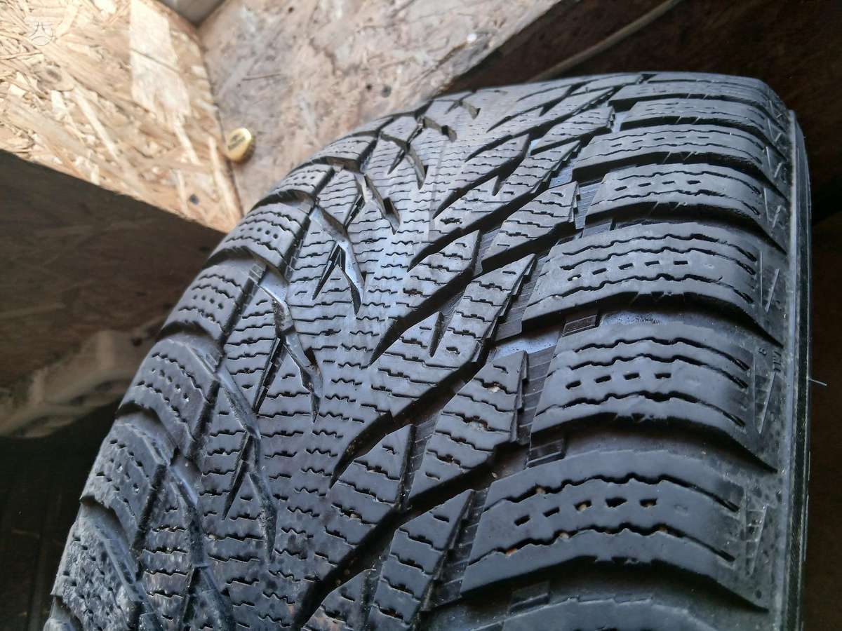 Nokian, universalios 225/50 R17