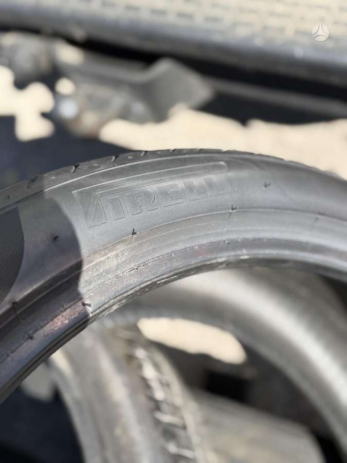 Pirelli P ZERO 2023m., летние 255/40 R20