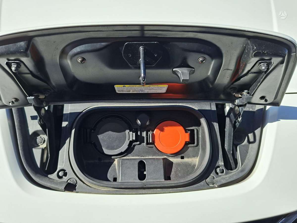 Nissan Leaf, 40 kWh, hatchback