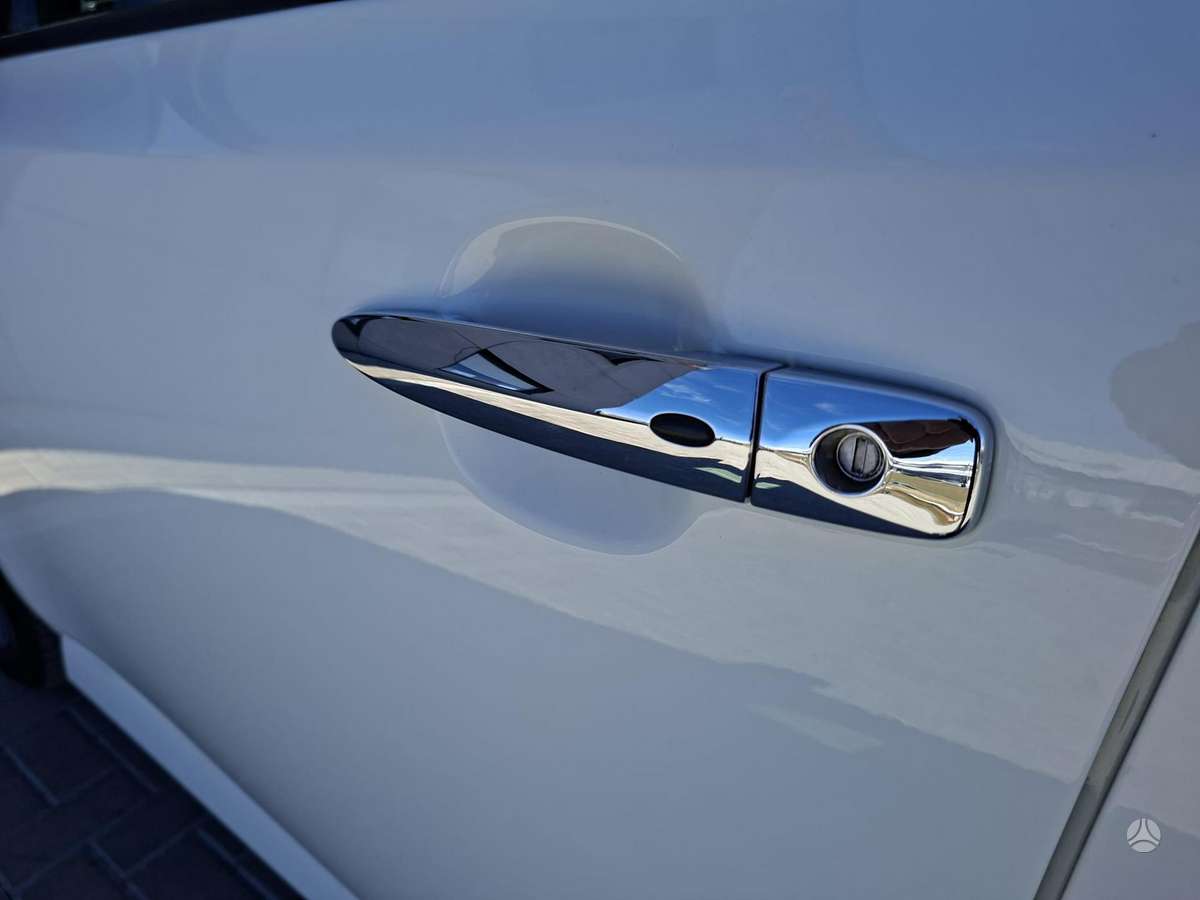 Nissan Leaf, 40 kWh, hatchback
