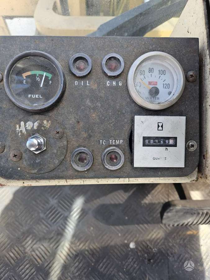 Yale Eaton, forklifts