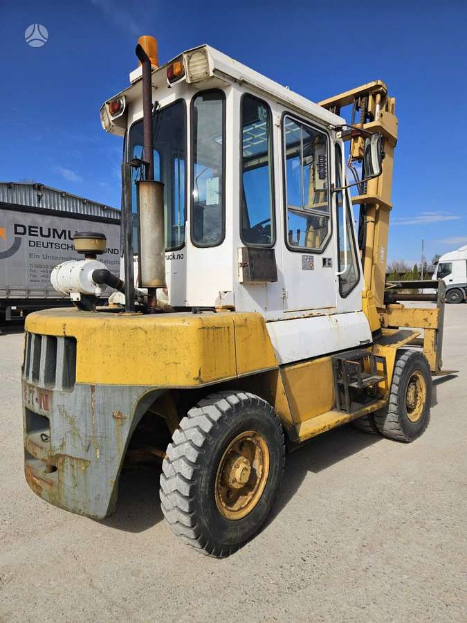 Yale Eaton, forklifts