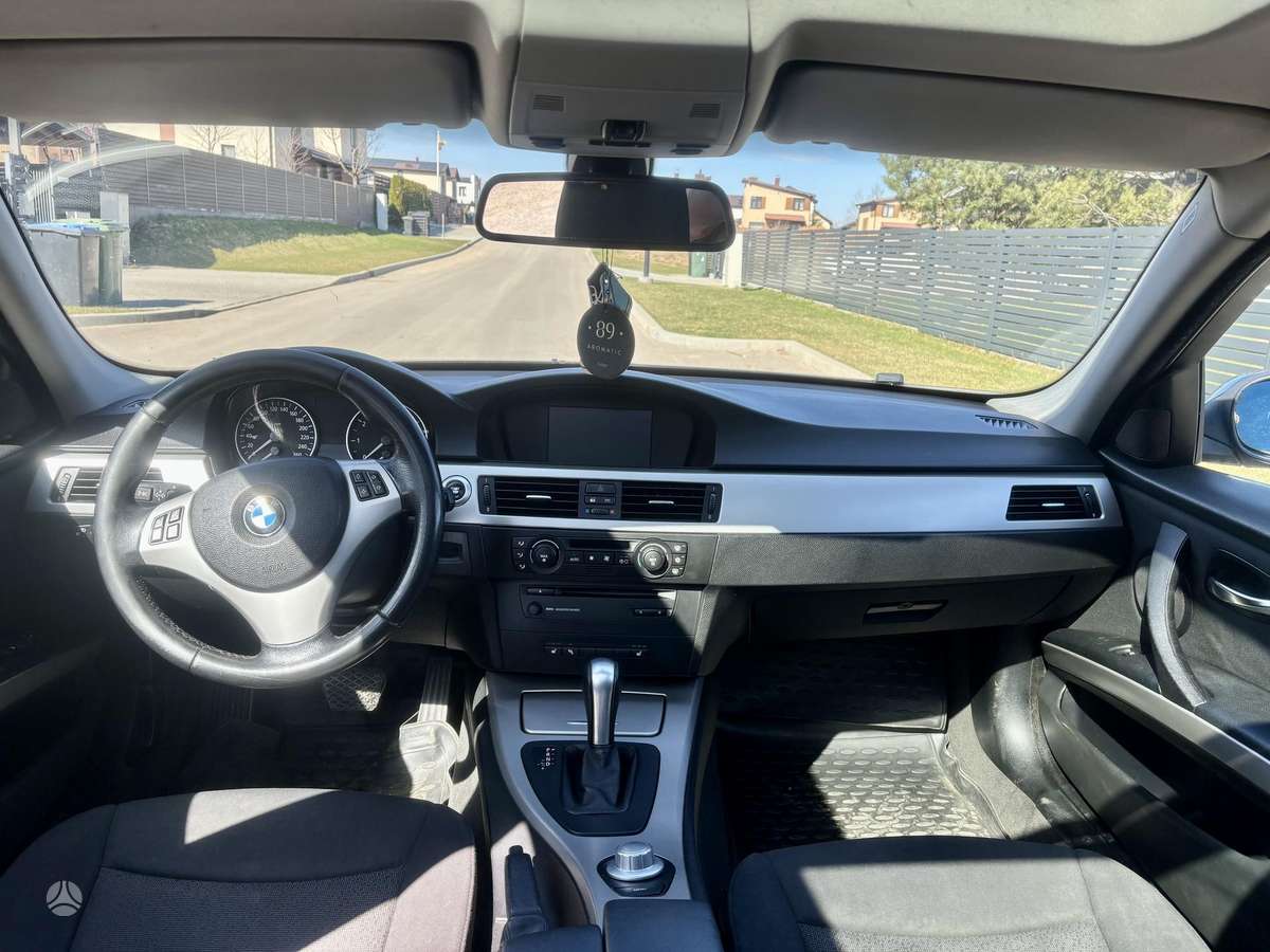 BMW 320, 2.0 l., Универсал