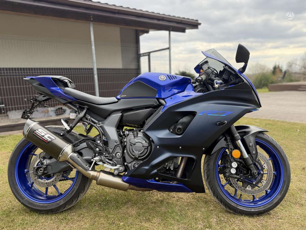 Yamaha R7 689cc, superbikes