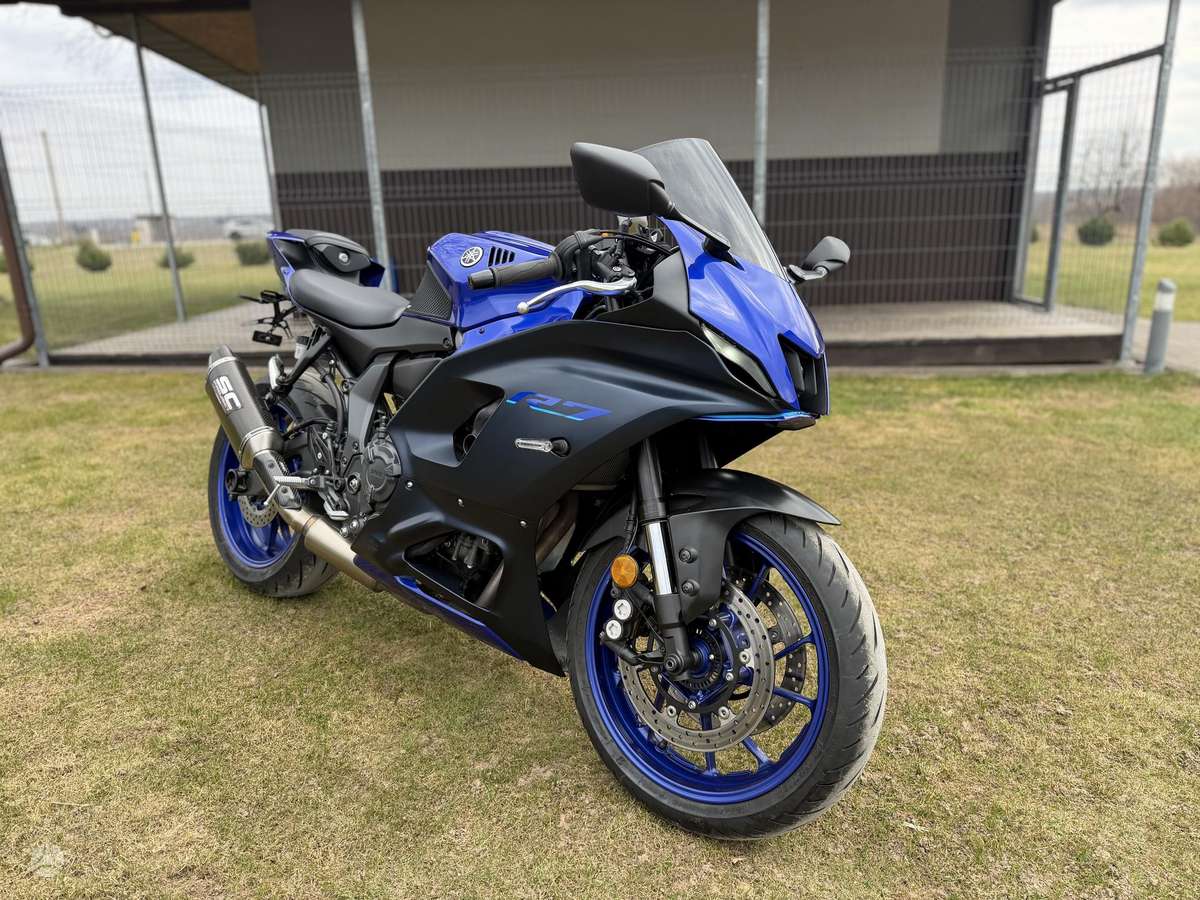 Yamaha R7 689cc, superbikes