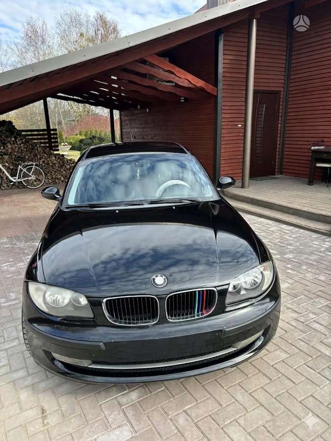 BMW 118, 2.0 l., hatchback
