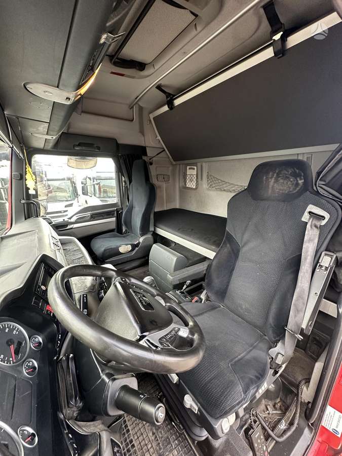 MAN TGX 18.440, double sleeper