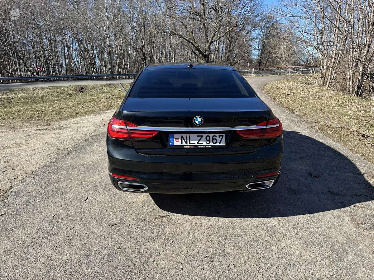 BMW 740, sedanas