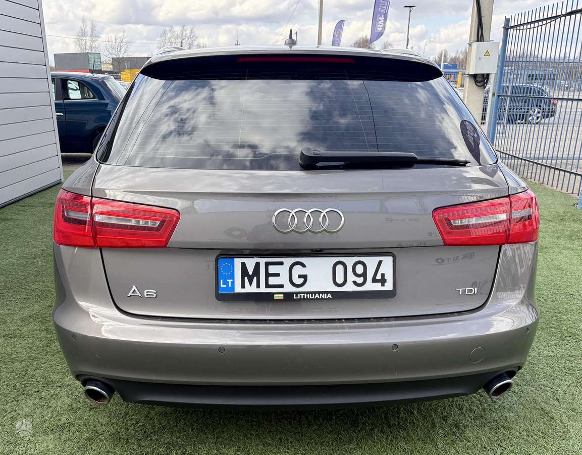 Audi A6, 3.0 l., wagon