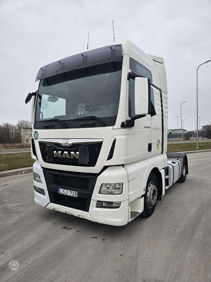 MAN TGX 18.440, 2 miegamosios vietos
