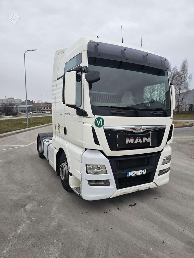 MAN TGX 18.440, 2 miegamosios vietos