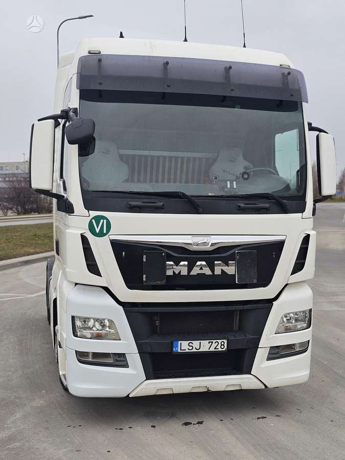 MAN TGX 18.440, 2 miegamosios vietos