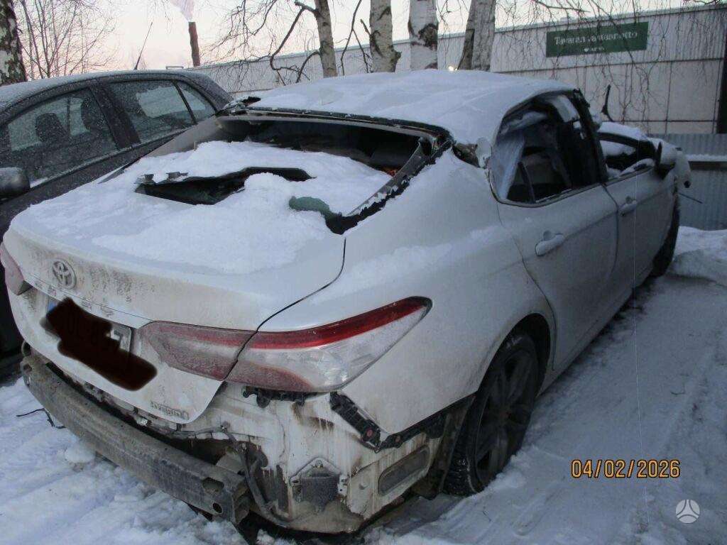 Toyota Camry rezerves daļās