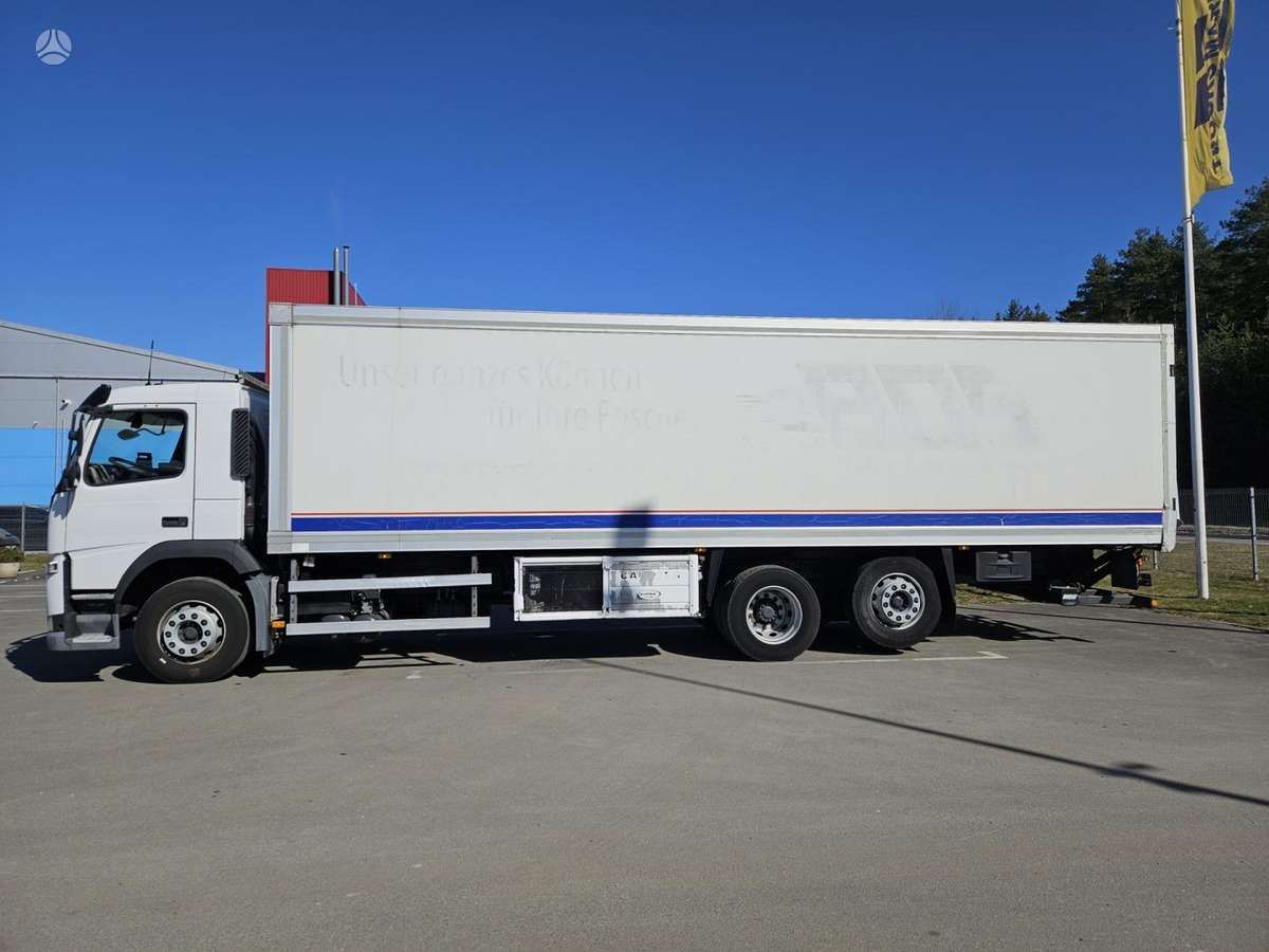 Volvo FM320 6x2 CARRIER SUPRA, рефрижераторы