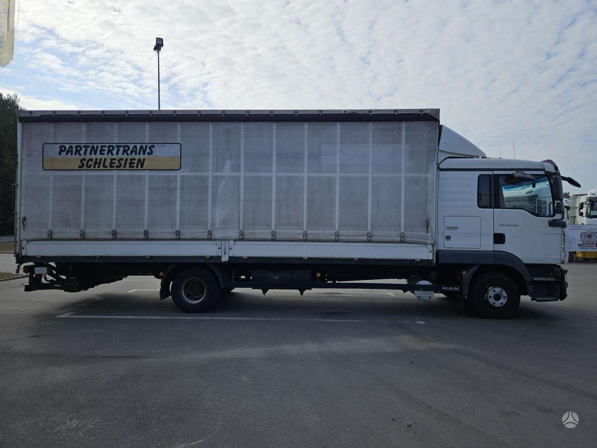MAN TGL 12.240, бортовые с тентом