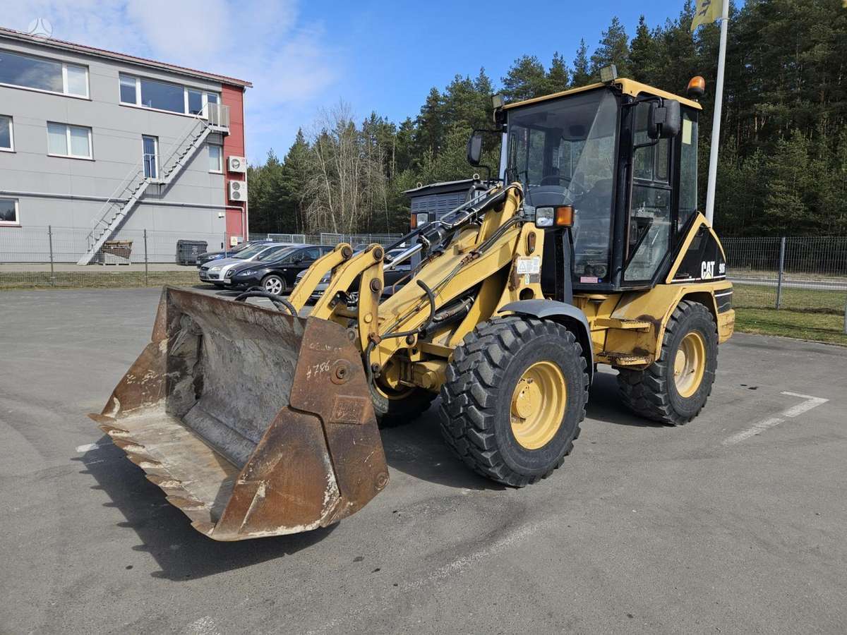Caterpillar 906, mini krautuvai