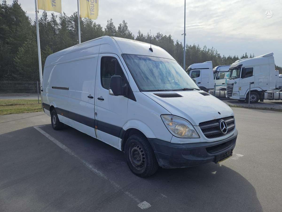 Mercedes-Benz Sprinter, 2011