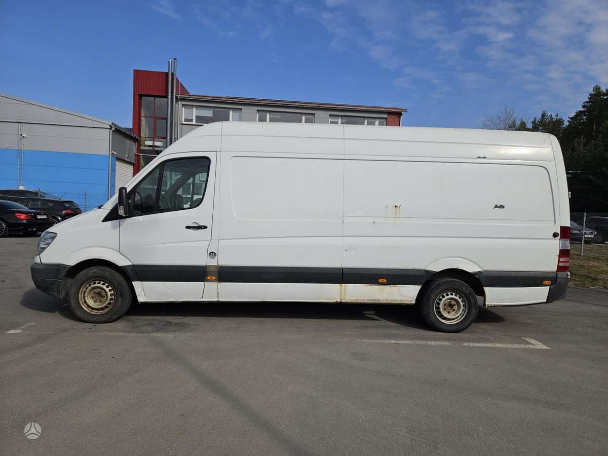 Mercedes-Benz Sprinter, cargo van