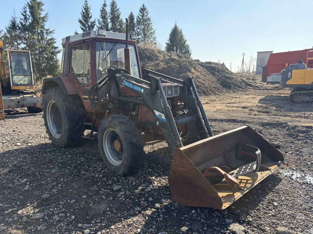 Case 844 XL, traktori
