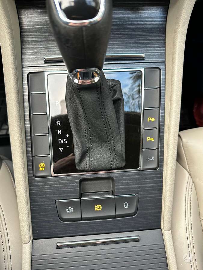 Skoda Superb, 2.0 l., Универсал