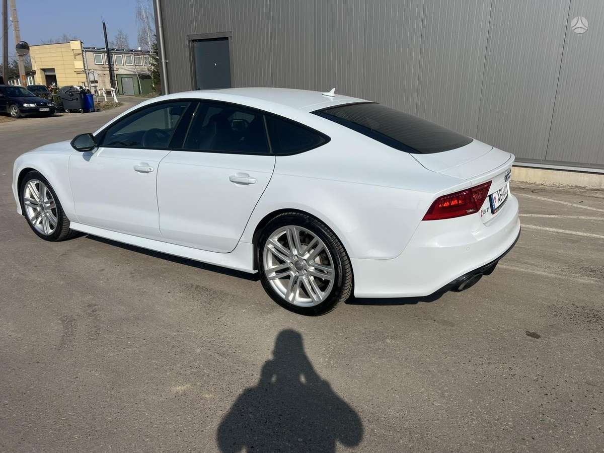Audi RS 7, 4.0 l., Седан