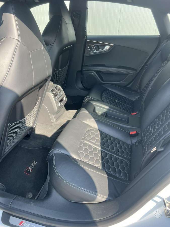 Audi RS 7, 4.0 l., Седан