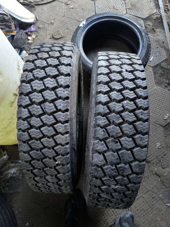 Dunlop, всесезонные 205/75 R17,5