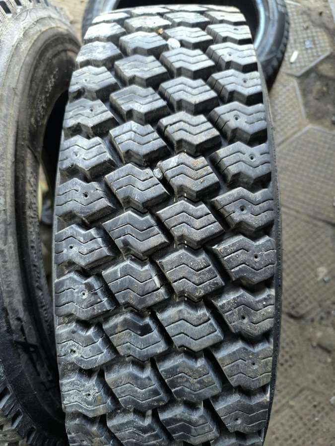 Dunlop, всесезонные 205/75 R17,5