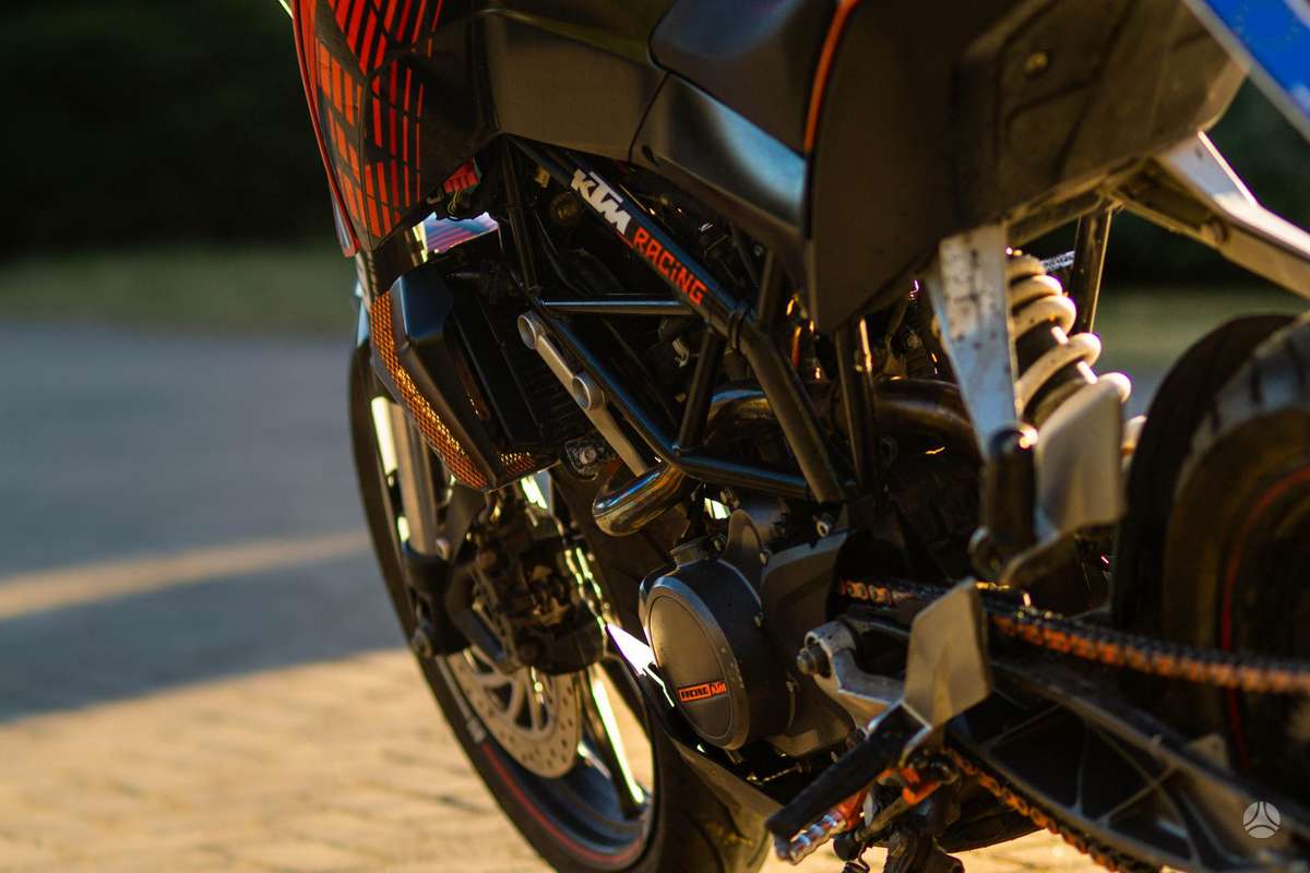 KTM Duke 125cc, street / classic
