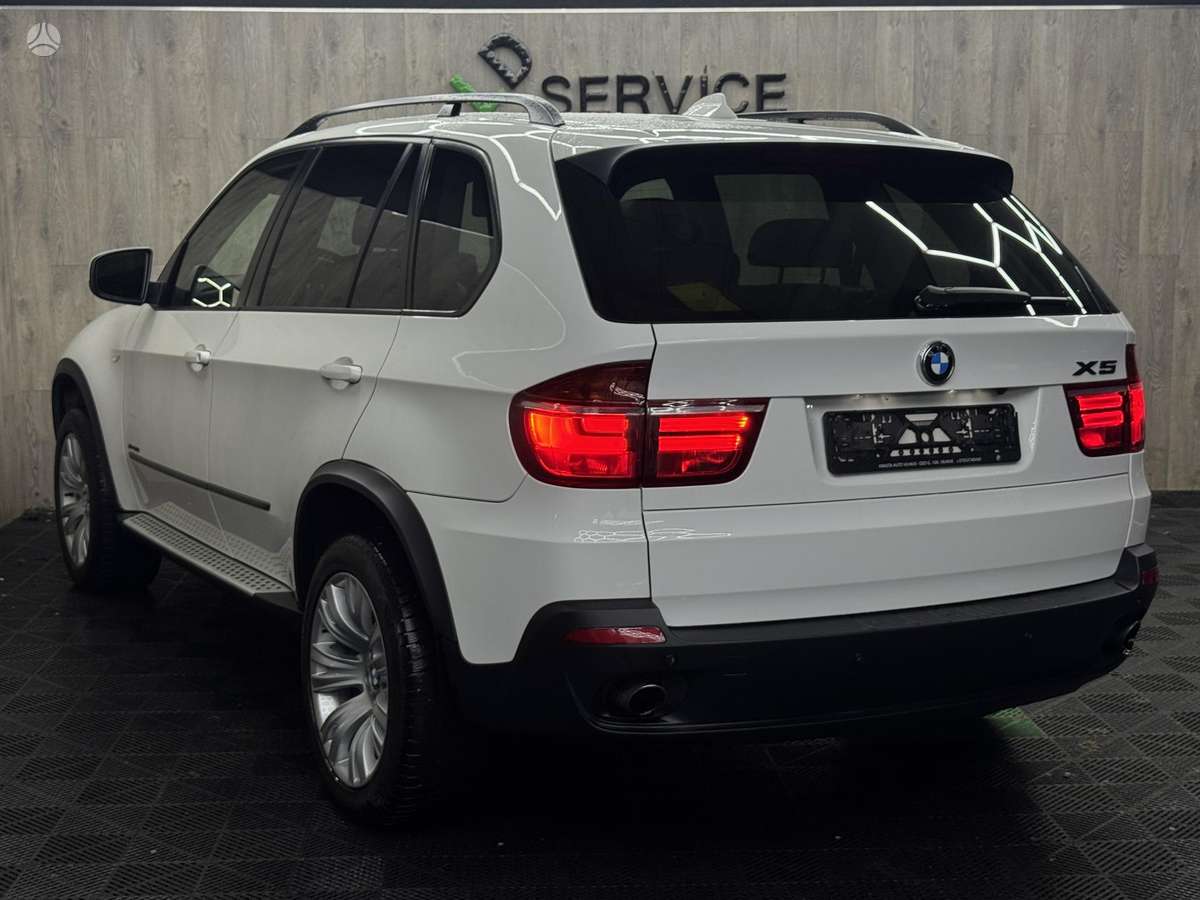 BMW X5, 3.0 l., off-road / crossover