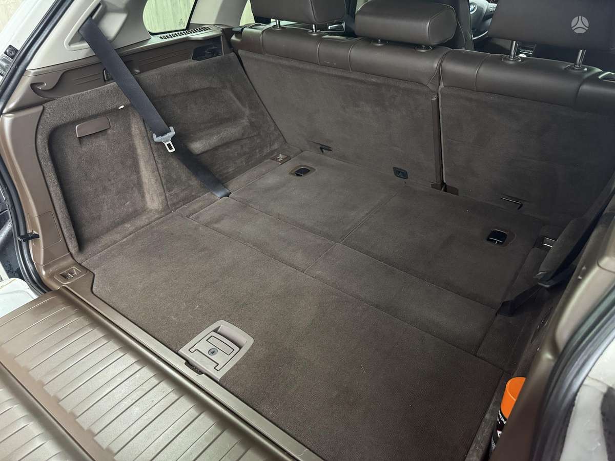 BMW X5, 3.0 l., off-road / crossover