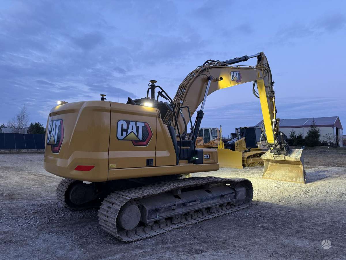 Caterpillar 323  3D Leica, экскаваторы