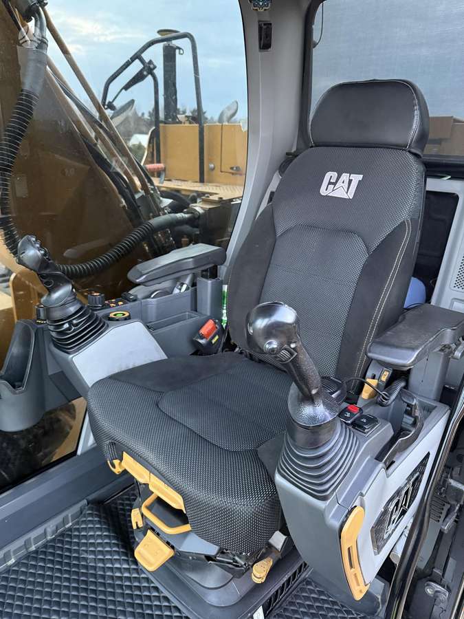 Caterpillar 323  3D Leica, экскаваторы