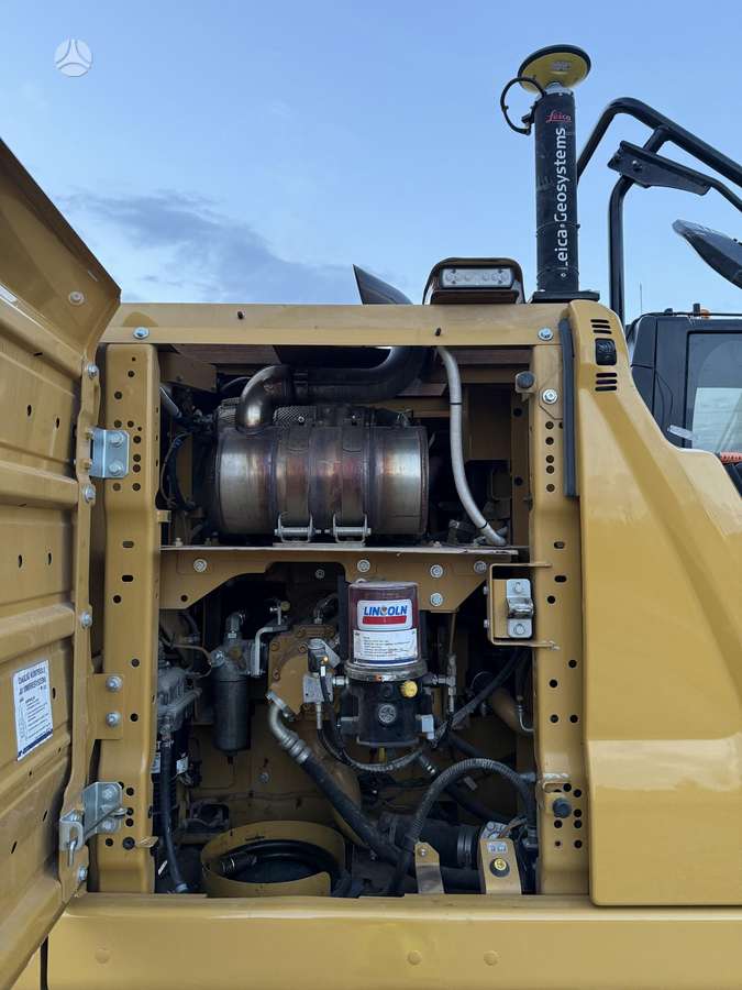 Caterpillar 323  3D Leica, экскаваторы