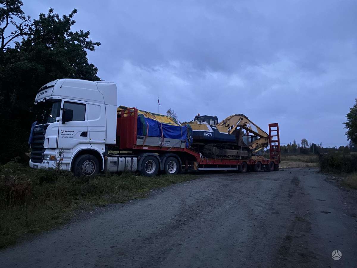 -Kita- Mccauley, custom trailer / semi-trailer