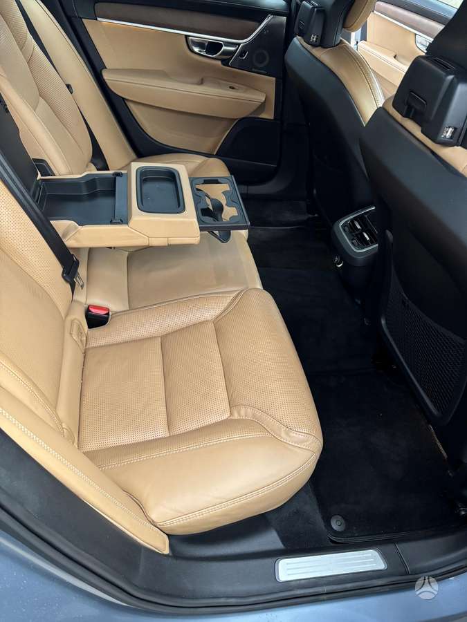 Volvo S90, 2.0 l., Седан