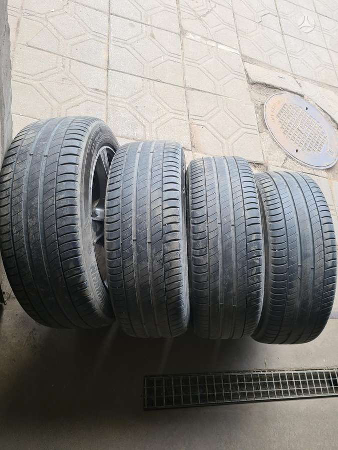 Toyota CHR, light alloy, R18