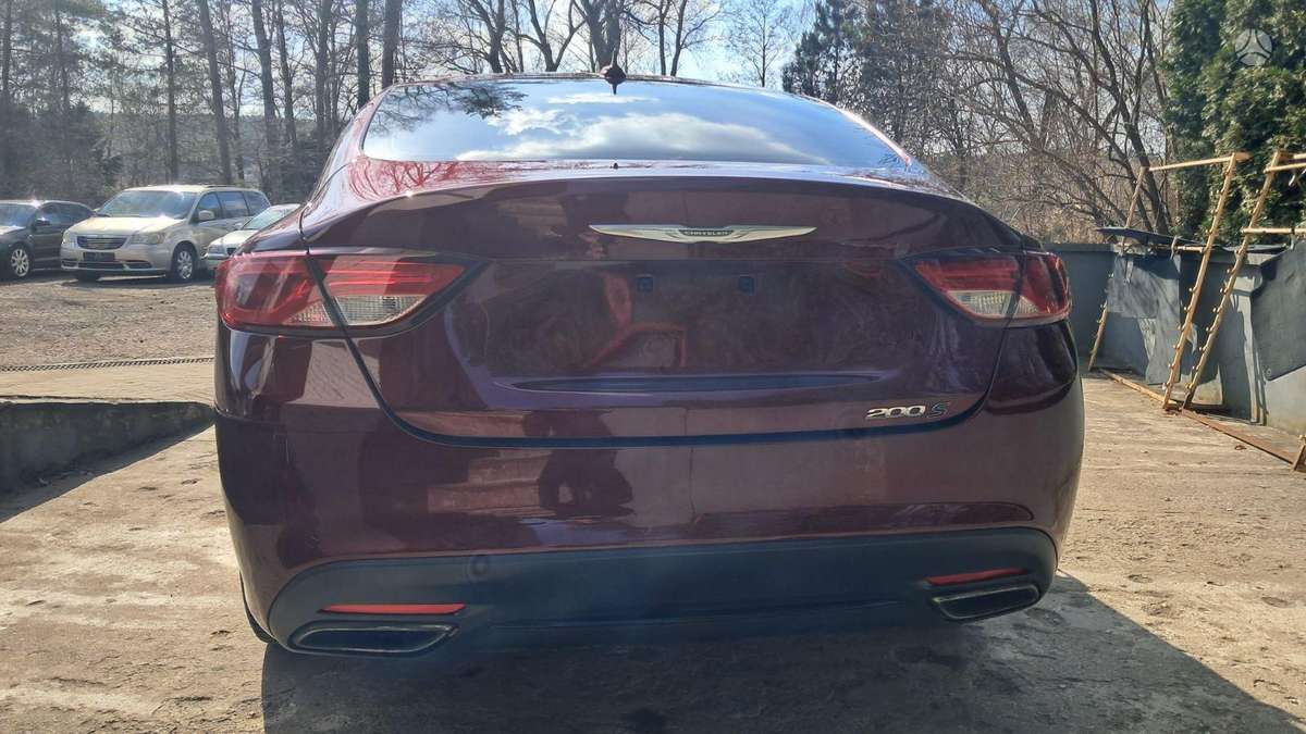 Chrysler 200, 2.4 l., Седан