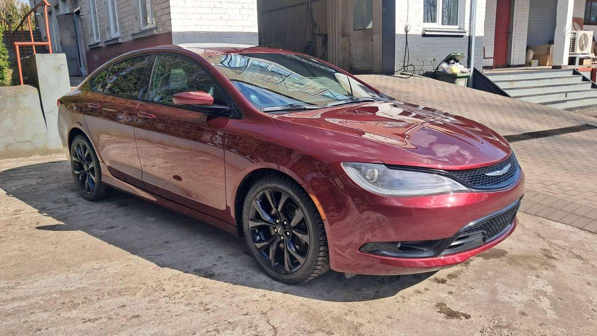 Chrysler 200, 2.4 l., Седан
