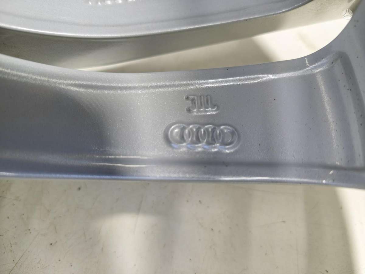 Audi A3 originalūs, light alloy, R18