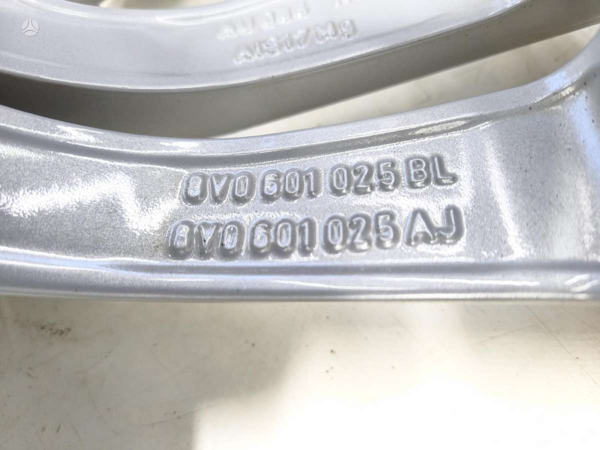 Audi A3 originalūs, light alloy, R18