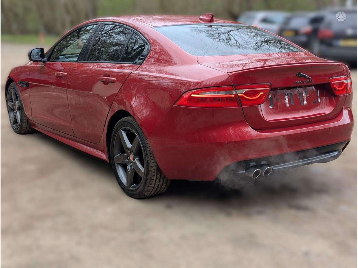 Jaguar XE двигатель