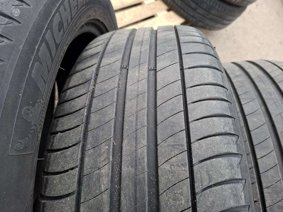 Michelin, vasaras 215/55 R18