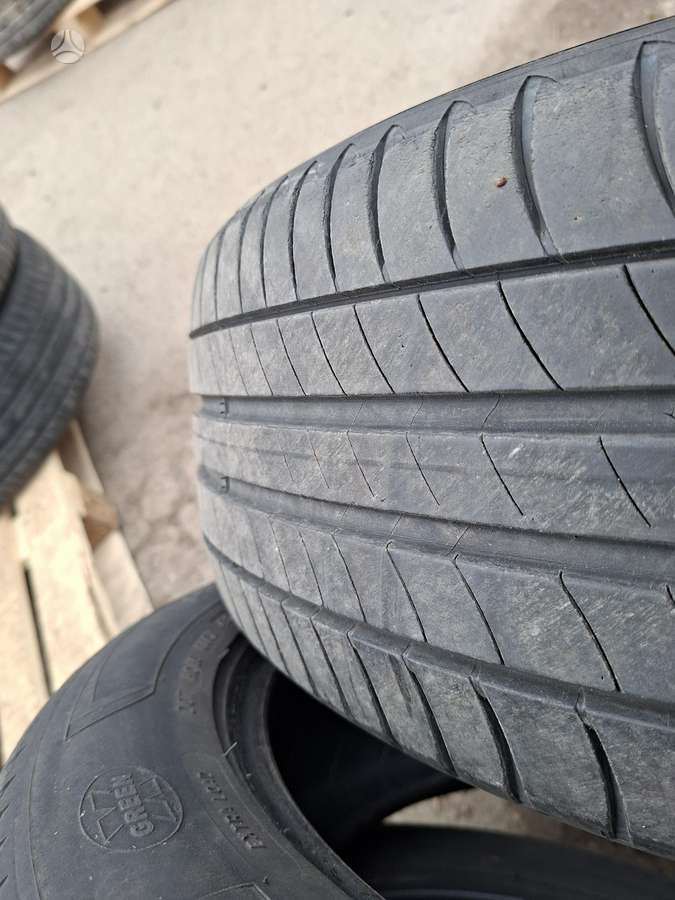 Michelin, vasaras 215/55 R18