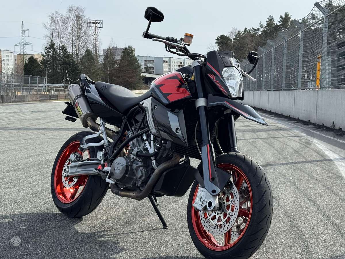 KTM 990 SMT 1000cc, supermoto